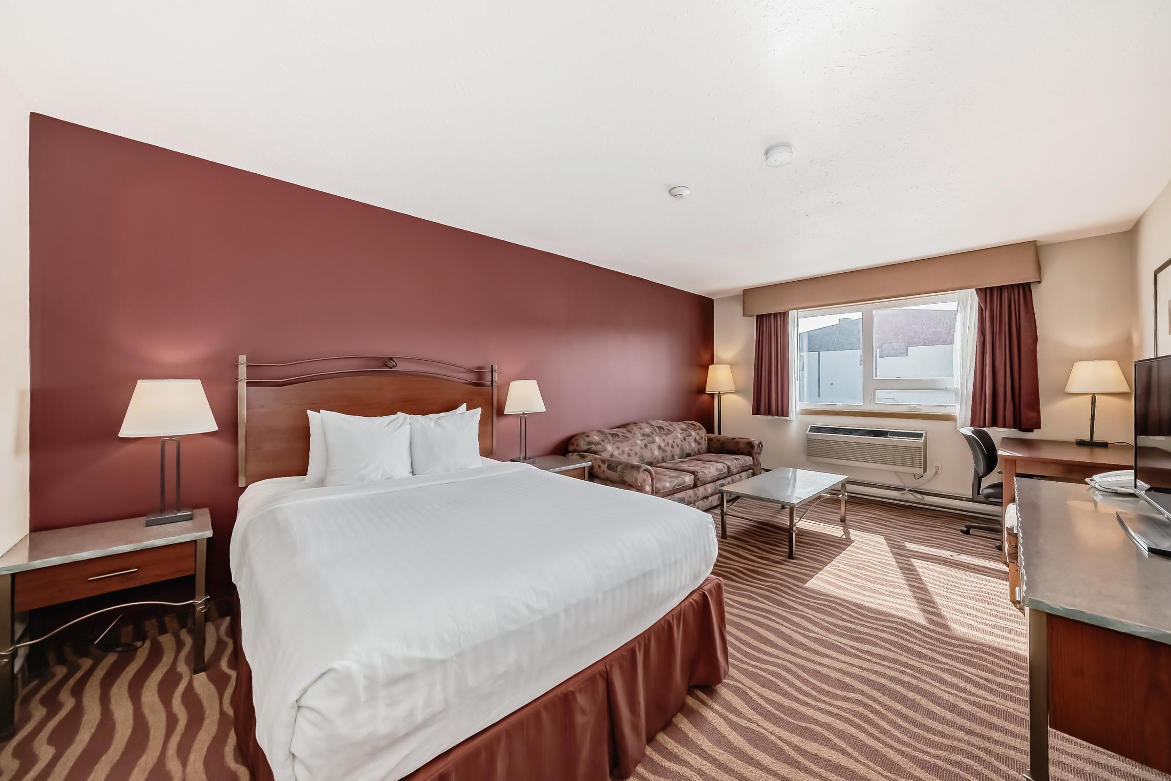 Invermere Inn & Suites rooms